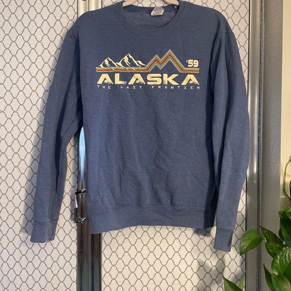 Vintage 90’s Alaska Sweatshirt